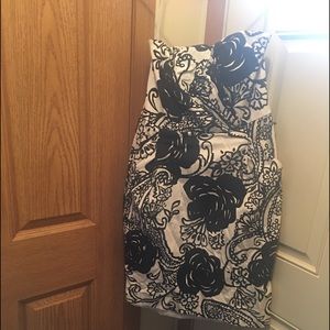 White House Black Market Dress(Strapless)